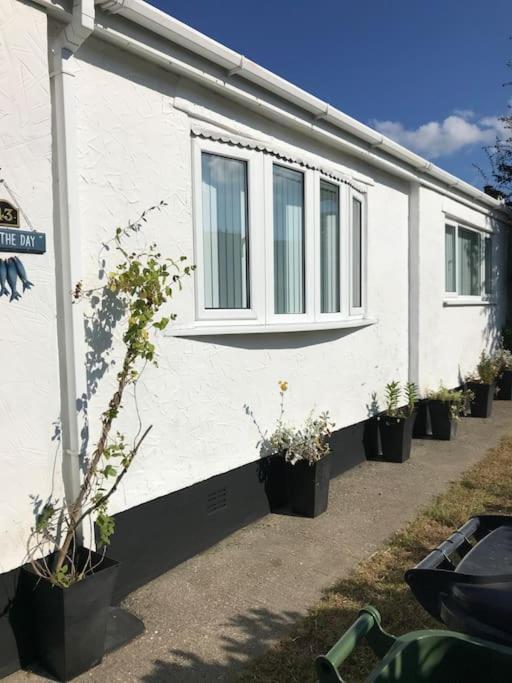Perfect 4 Cpls & Families . Close To Everything Villa Pentraeth Екстериор снимка