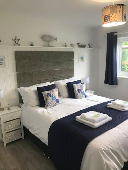 Perfect 4 Cpls & Families . Close To Everything Villa Pentraeth Екстериор снимка